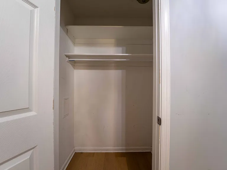 18246 Fox Chase Cir — Photo 12
