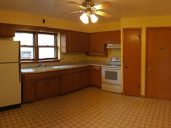 2nd image of 1205 N La Grange Rd APT 2W