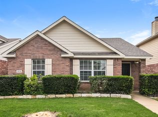 9016 Stewart St, Aubrey, TX 76227