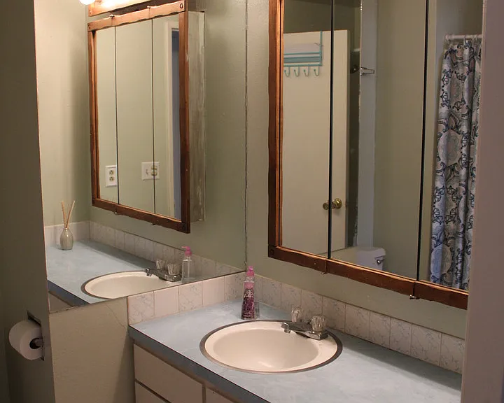 4615 Maplewood Ct — Photo 7