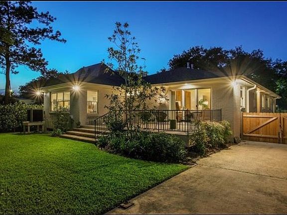 5th image of 5514 Fontainebleau Dr