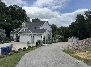 234 Oak Ridge Rd, Wellston, OH 45692
