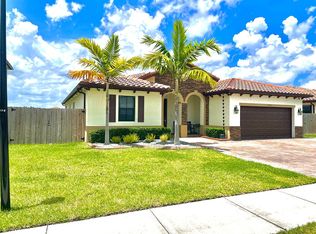 2543 SE 2nd St, Homestead, FL 33033