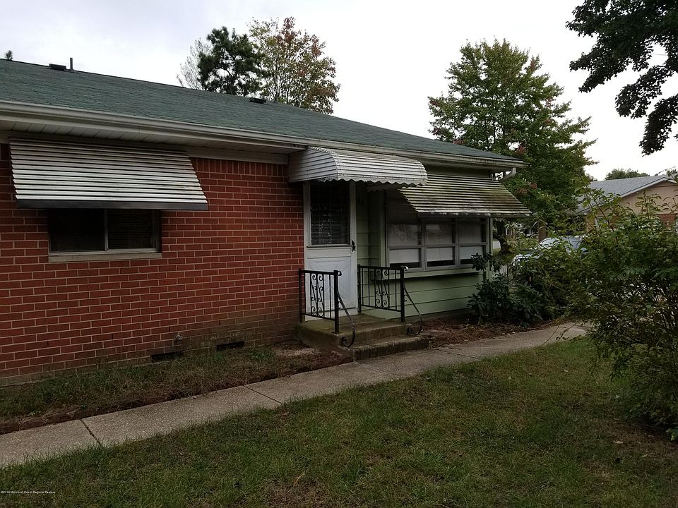 1st image of 9-A Monticello Dr