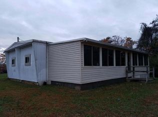 377 Offutt Rd Rd, Rocky Top, TN 37769