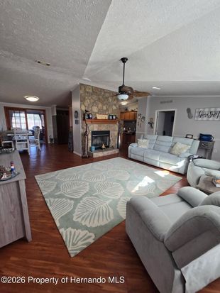 9223 Basil St, Brooksville, FL 34613