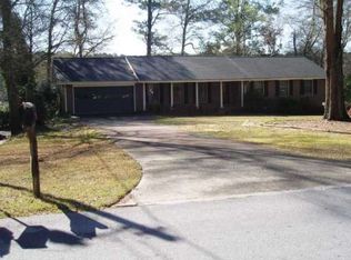 2758 Lake Capri Dr, Conyers, GA 30012