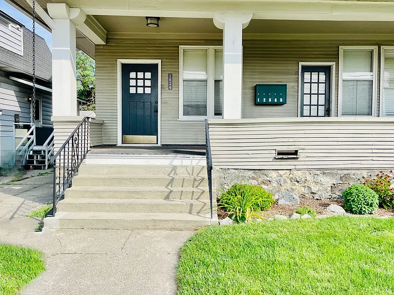 1824 West 2nd Avenue — Photo 4