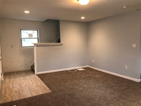 4th image of 3419 East Ave