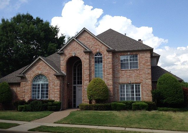 1st image of 824 Crane Dr