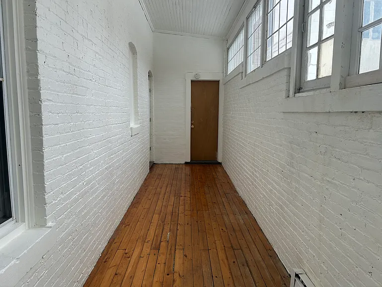 513 Bangs Ave #4 — Photo 8