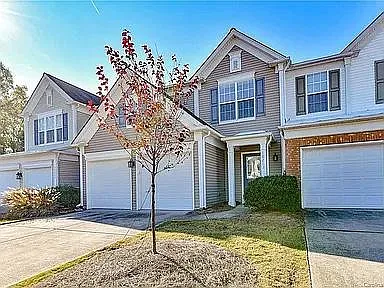 10213 Kendra Ct — Photo 2