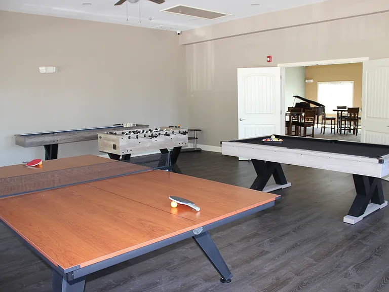 Mill Hollow Apartments — Photo 7