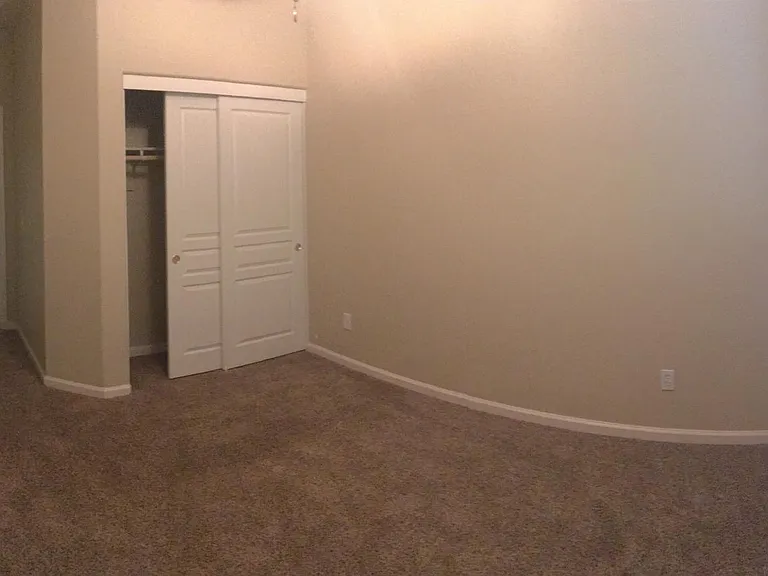 5814 W Clinton Ave — Photo 12