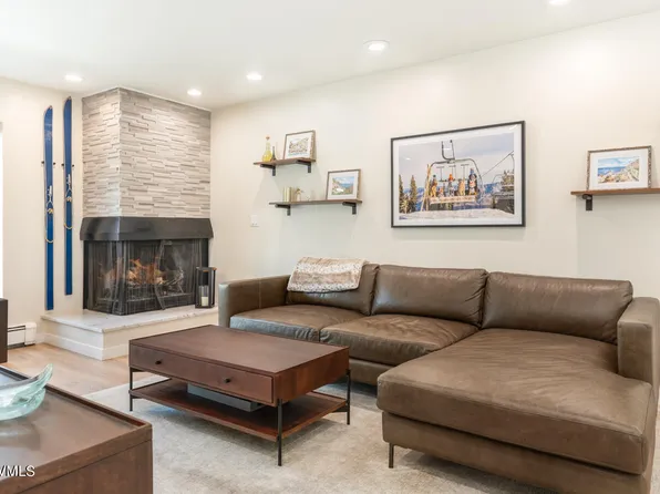 2199 Chamonix Ln APT 9, Vail, CO 81657