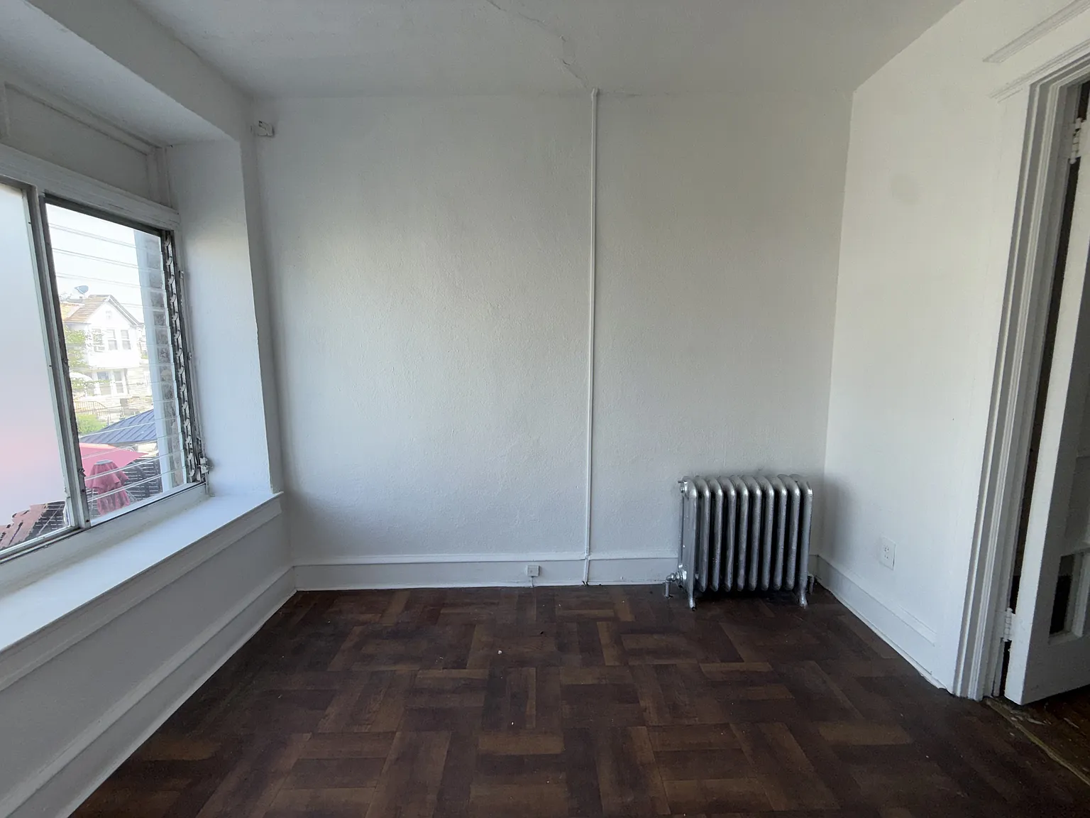 3 bed, 1290 sqft, $1,650 — Photo 3