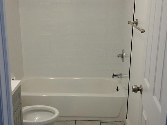 5th image of 32 King St #4