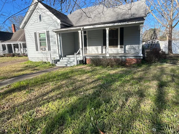 251 Commerce St, West Point, MS 39773