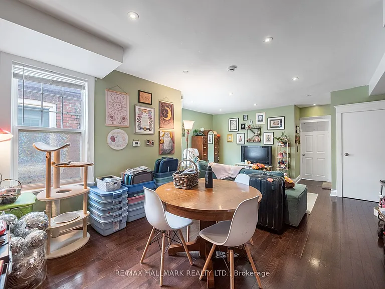 269 Danforth Ave #3 — Photo 15