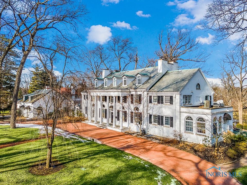 3574 Ridgewood Rd, Ottawa Hills, OH 43606 Zillow