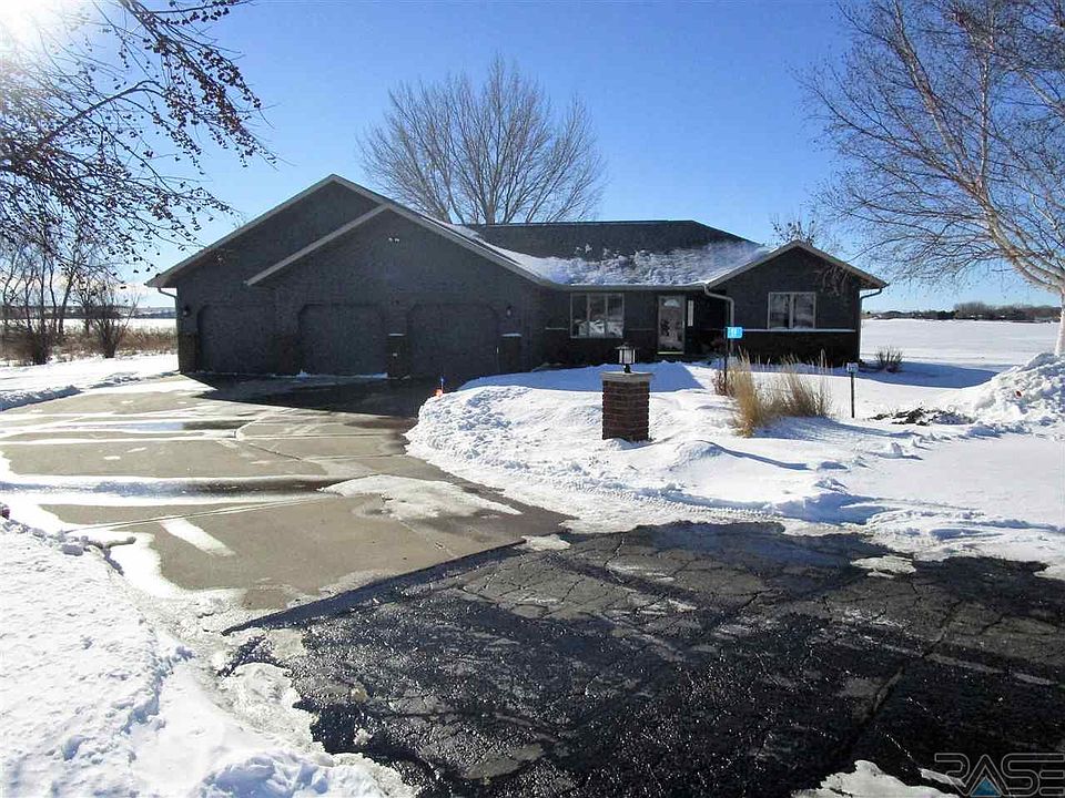 59 Round Lake Dr, Wentworth, SD 57075 Zillow