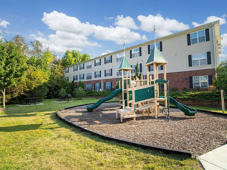 Thornberry Park — Photo 43