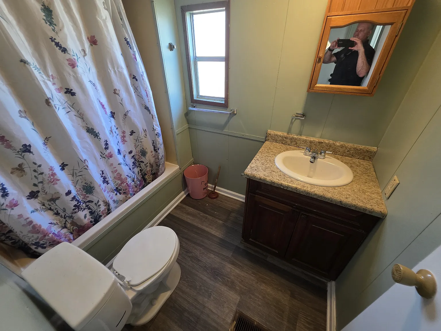 2 bed, $1,000 — Photo 3