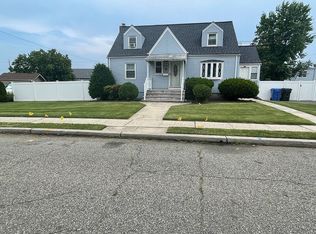 120 Larch St, Port Reading, NJ 07064
