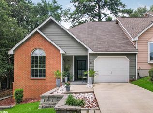 1000 Dolive Springs Dr APT F1, Daphne, AL 36526