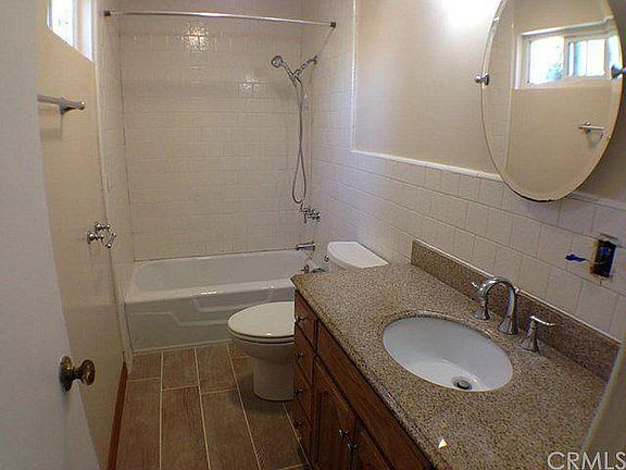3rd image of 11433 Fairford Ave