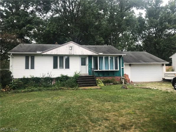 12712 Janette Ave, Strongsville, OH 44136