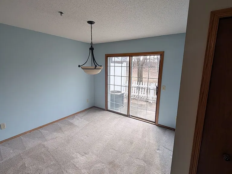 2583 Bedford Ct — Photo 16
