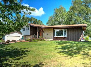 4040 W Capitol Dr, Appleton, WI 54913