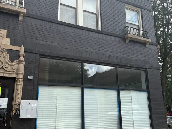 5233 N Damen Ave, Chicago, IL 60625