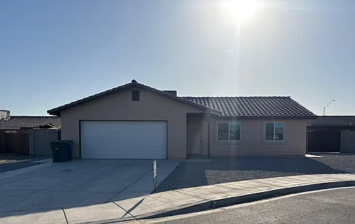 3612 S Isabel Dr Photo 1