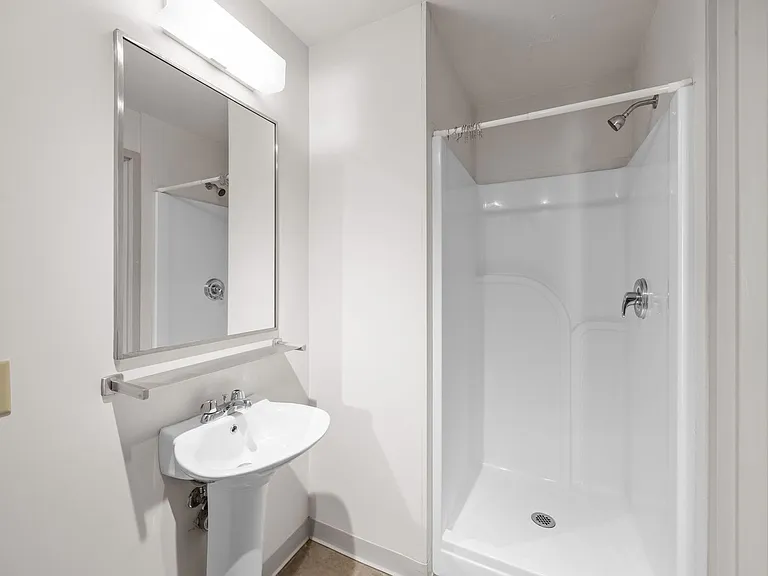 Vogel House Apartments — Photo 16