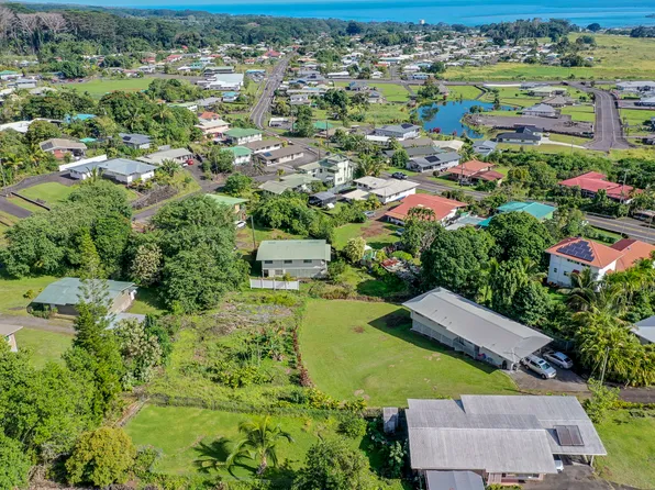 560 Kaumana Dr, Hilo, HI 96720