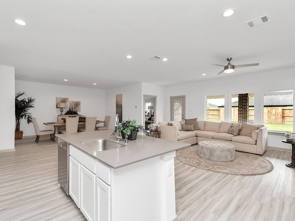 1st image of 1214 Griffin Ln