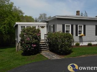 5 Hope Ave, Foxboro, MA 02035