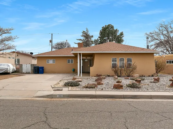 4512 Delamar Ave NE, Albuquerque, NM 87110