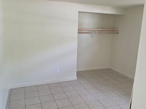 4th image of 5625A 6th Street Ct E