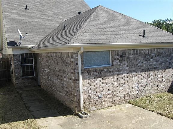 2751 Maggie Woods Place, Arlington, TN 38002