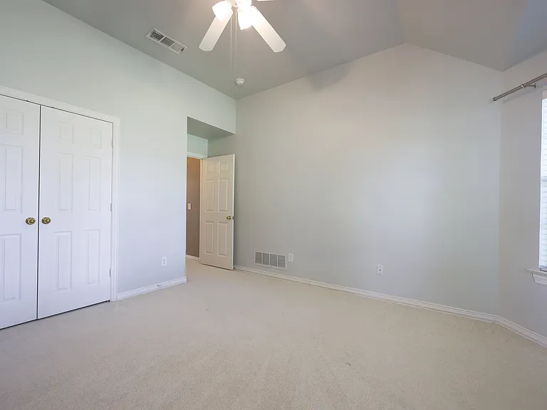 2712 Northview Dr — Photo 25