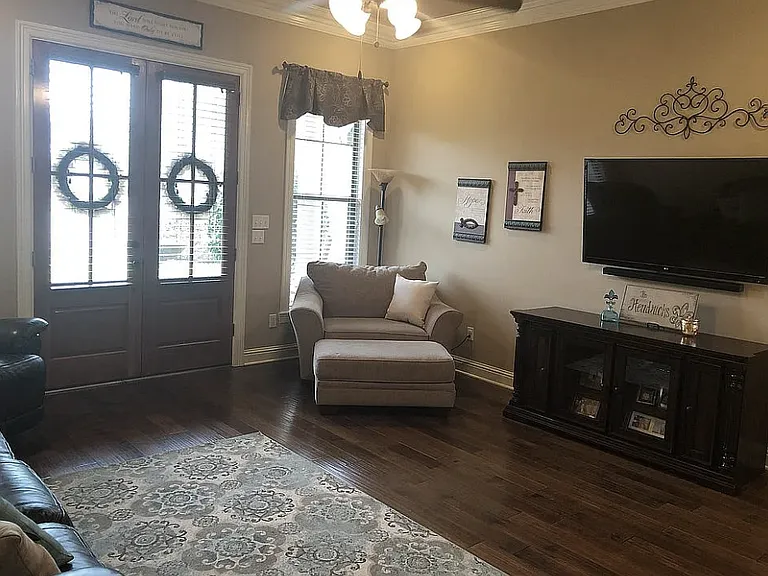219 Decatur St — Photo 5