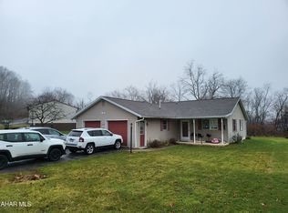 1672 Juniata Ln, Altoona, PA 16602