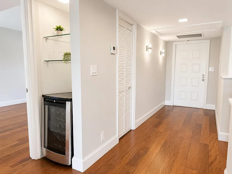 4030 W Palm Aire Dr #402 — Photo 8