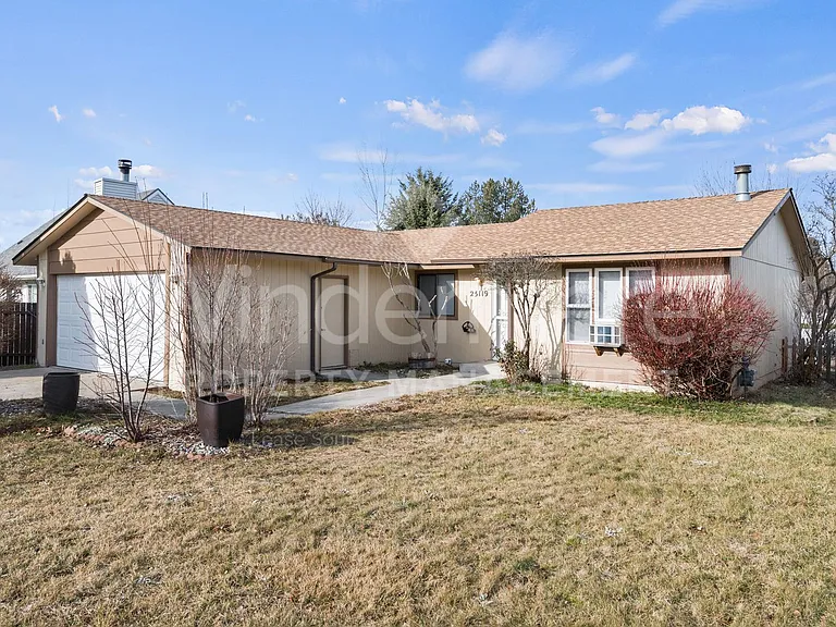 23119 E Sinto Ave — Photo 1