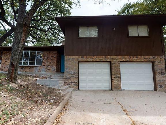 2nd image of 1416 Magnolia Dr