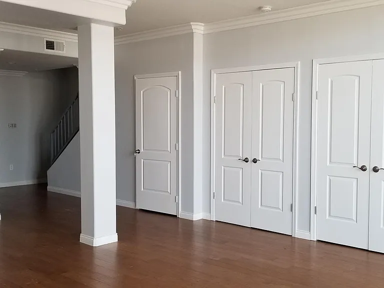 360 Avenue 26 #121 — Photo 2