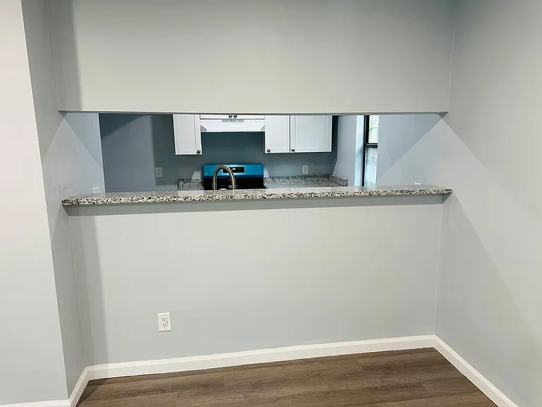 8029 Cedar Glen Dr — Photo 1